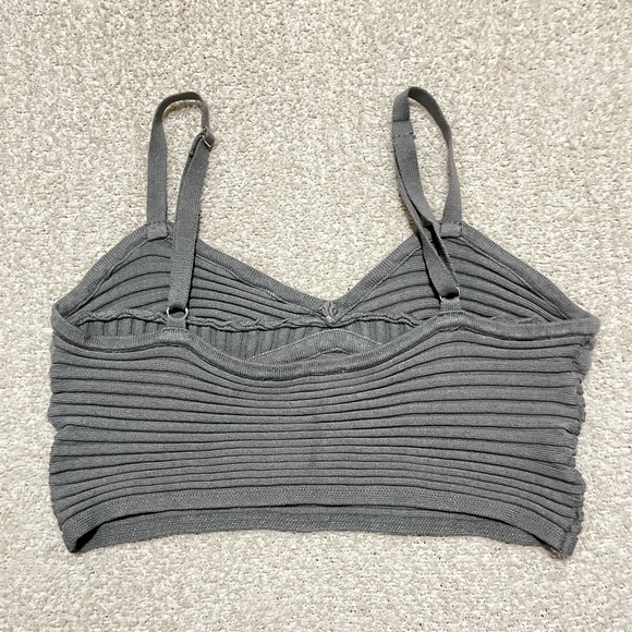 Simple Grey Tank Top - Picture 2 of 2